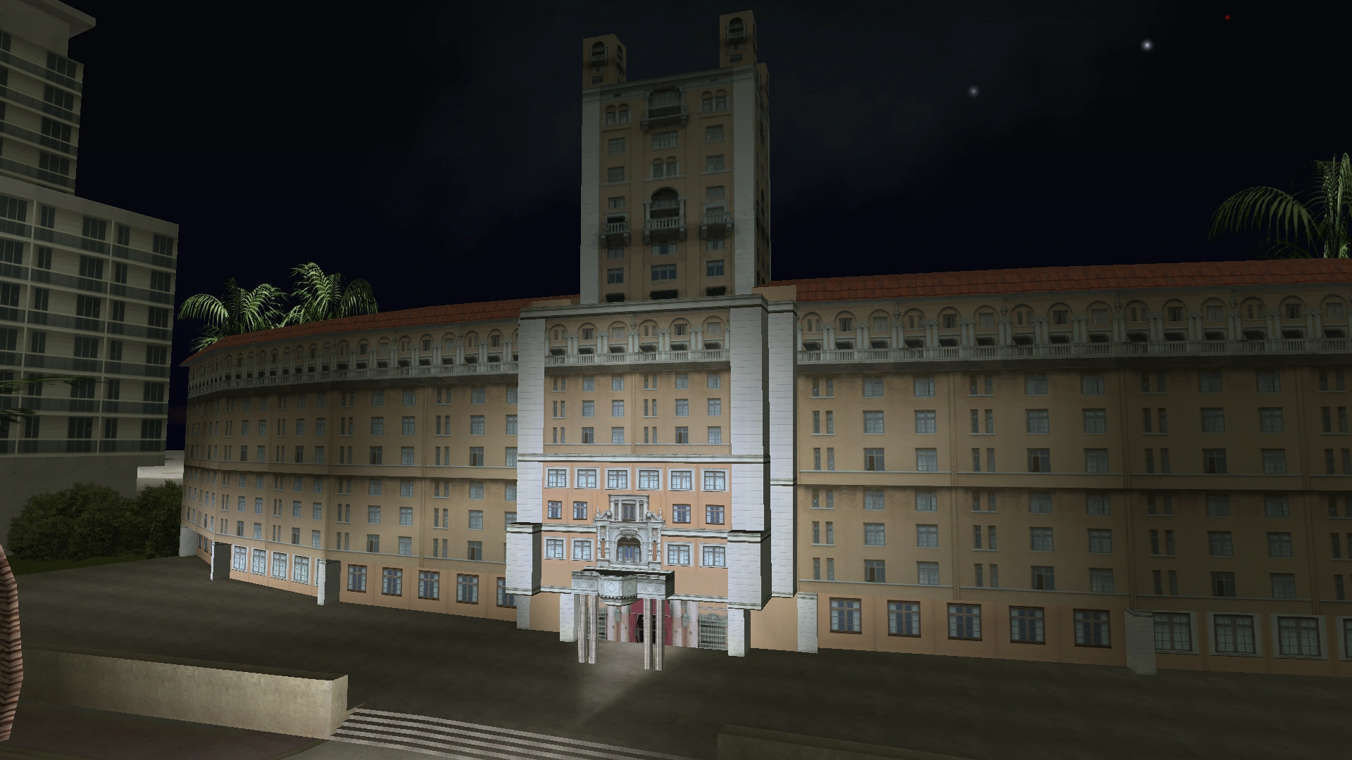 The faded, broken-window facade of Vice Point's abandoned hotel — Rockstar nailed the exact vibe of the real Biltmore's 1968-1987 decay, hiding this authenticity in plain sight for over a decade.