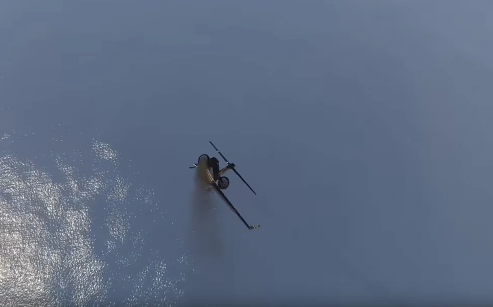 Plane goes down in the drink, then *poof* — not Bermuda Triangle voodoo, just Rockstar cutting corners on ocean floor collision.