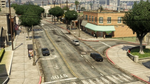 منطقه Vespucci توی Bay City Avenue — احتمالاً همینجا بود که قرار بود 'English Harbor Road' بشه.